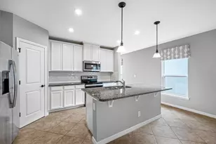 11230 High Noon Trl, Parrish, FL 34219 - Photo 8