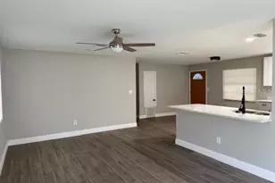 2071 Liston Ct, Orlando, FL 32811 - Photo 10