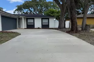 2539 Christine Dr, Kissimmee, FL 34744 - Photo 2