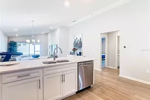 1060 Cascade Dr, Davenport, FL 33837 - Photo 12