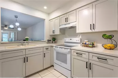 4428 Middlebrook Road #4, Orlando, FL 32811 - Photo 6