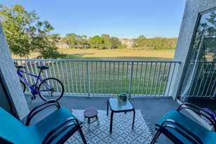 14037 Fairway Island Dr, Orlando, FL 32837 - Photo 2