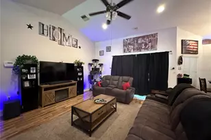 9057 Realstone Dr, Webster, FL 33597 - Photo 4