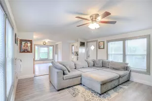 12552 Farmettes Rd, Lakeland, FL 33809 - Photo 10