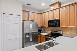 107 Royal Crest Ct, Apopka, FL 32712 - Photo 8