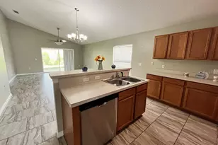 246 Queen Mary Dr, Davenport, FL 33837 - Photo 8