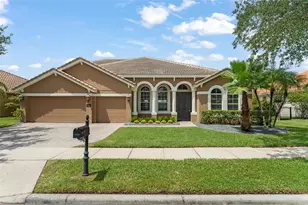 9436 Walnut Crest Dr, Orlando, FL 32832 - Photo 2