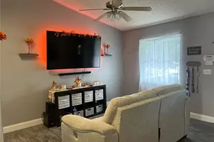 1795 Orange View Ct, Kissimmee, FL 34746 - Photo 2