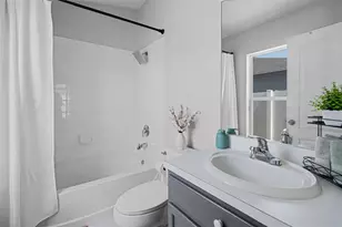 12829 Kings Lake Dr, Gibsonton, FL 33534 - Photo 16