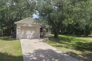 2708 Lorraine Dr, Leesburg, FL 34748 - Photo 2