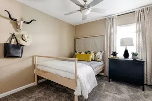 2011 Myrtle Pine St, Kissimmee, FL 34746 - Photo 12