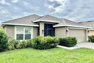 1663 Tressel Ct, Winter Haven, FL 33881 - Photo 2