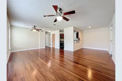 2019 Dixie Belle Drive #2019T, Orlando, FL 32812 - Photo 8