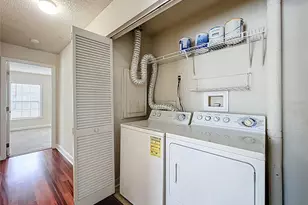 2019 Dixie Belle Dr, Orlando, FL 32812 - Photo 34