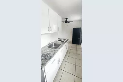 301 SE Avenue B #4, Winter Haven, FL 33880 - Photo 1