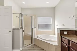 1762 Mira Lago Cir, Ruskin, FL 33570 - Photo 34