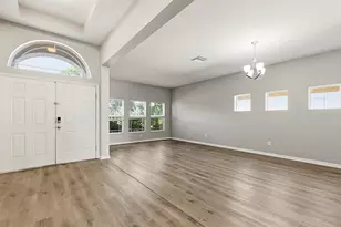 1762 Mira Lago Cir, Ruskin, FL 33570 - Photo 14