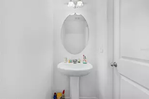 699 Madison Dr, Davenport, FL 33837 - Photo 20