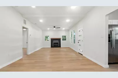 7806 N Van Dyke Place, Tampa, FL 33604 - Photo 6