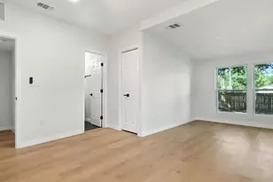 7806 N Van Dyke Pl, Tampa, FL 33604 - Photo 16