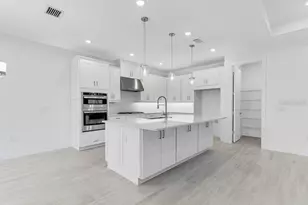 876 Arbor Green Trail, Saint Cloud, FL 34771 - Photo 4