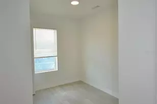 272 Pelton Cir, Port Charlotte, FL 33954 - Photo 18