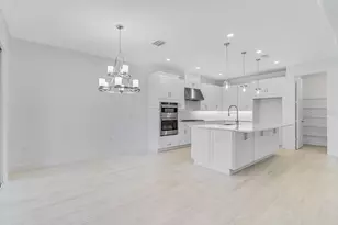 881 Arbor Green Trail, Saint Cloud, FL 34771 - Photo 4