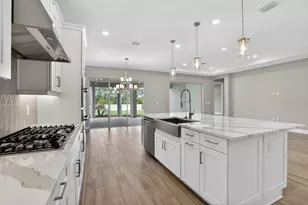 881 Arbor Green Trail, Saint Cloud, FL 34771 - Photo 4