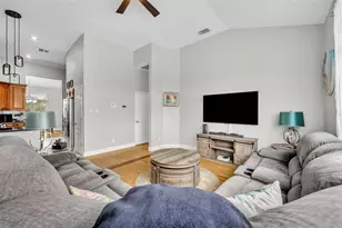 8537 Buckley Ct, Orlando, FL 32817 - Photo 16