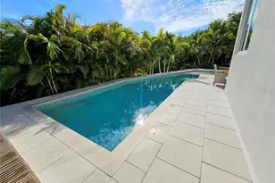 2408 Nassau St, Sarasota, FL 34231 - Photo 24