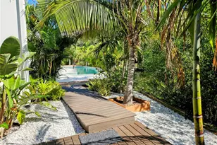 2408 Nassau St, Sarasota, FL 34231 - Photo 8