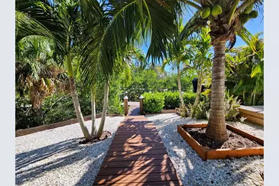 2408 Nassau Street, Sarasota, FL 34231 - Photo 6