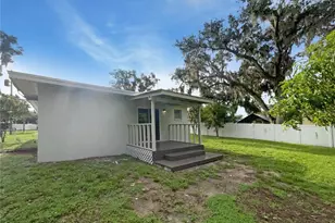 1103 N Nancy Terrace, Plant City, FL 33563 - Photo 8