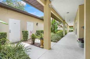 7842 Holiday Isle Dr, Belle Isle, FL 32812 - Photo 2