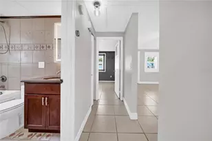 1352 Foxwood Dr, Lutz, FL 33549 - Photo 22