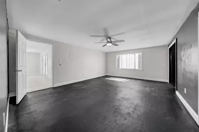 1352 Foxwood Drive, Lutz, FL 33549 - Photo 18