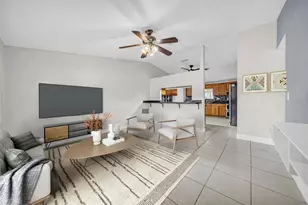 1352 Foxwood Dr, Lutz, FL 33549 - Photo 6