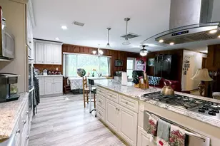 6896 Cr 619, Bushnell, FL 33513 - Photo 12