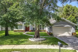 1716 Sparkling Water Cir, Ocoee, FL 34761 - Photo 4