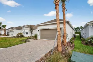869 Arbor Green Trail, Saint Cloud, FL 34771 - Photo 34