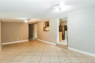 2326 E 111th Ave, Tampa, FL 33612 - Photo 8