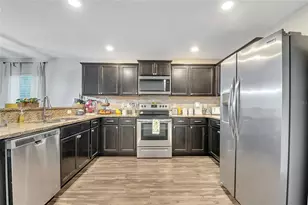 35733 Rose Moss Ave, Leesburg, FL 34788 - Photo 16