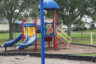 1025 Tourmaline Dr, Kissimmee, FL 34746 - Photo 12