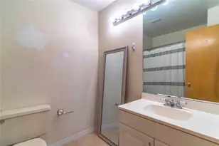 716 Edgewater Dr, Orlando, FL 32804 - Photo 20