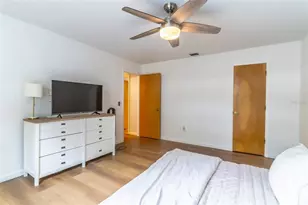 716 Edgewater Dr, Orlando, FL 32804 - Photo 16