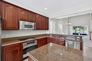 1340 Gilford Point Ln, Davenport, FL 33896 - Photo 10