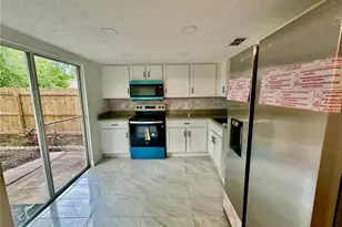 2320 Pebble Brook Rd, Kissimmee, FL 34741 - Photo 10