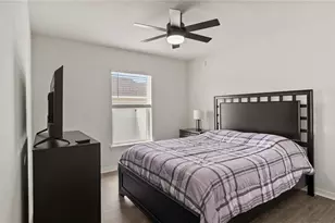 7046 Bently Dr, Lakeland, FL 33809 - Photo 6