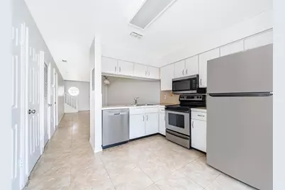 3135 Enclave Court, Kissimmee, FL 34746 - Photo 18