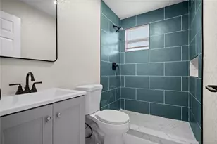 3445 40th St N, Saint Petersburg, FL 33713 - Photo 20